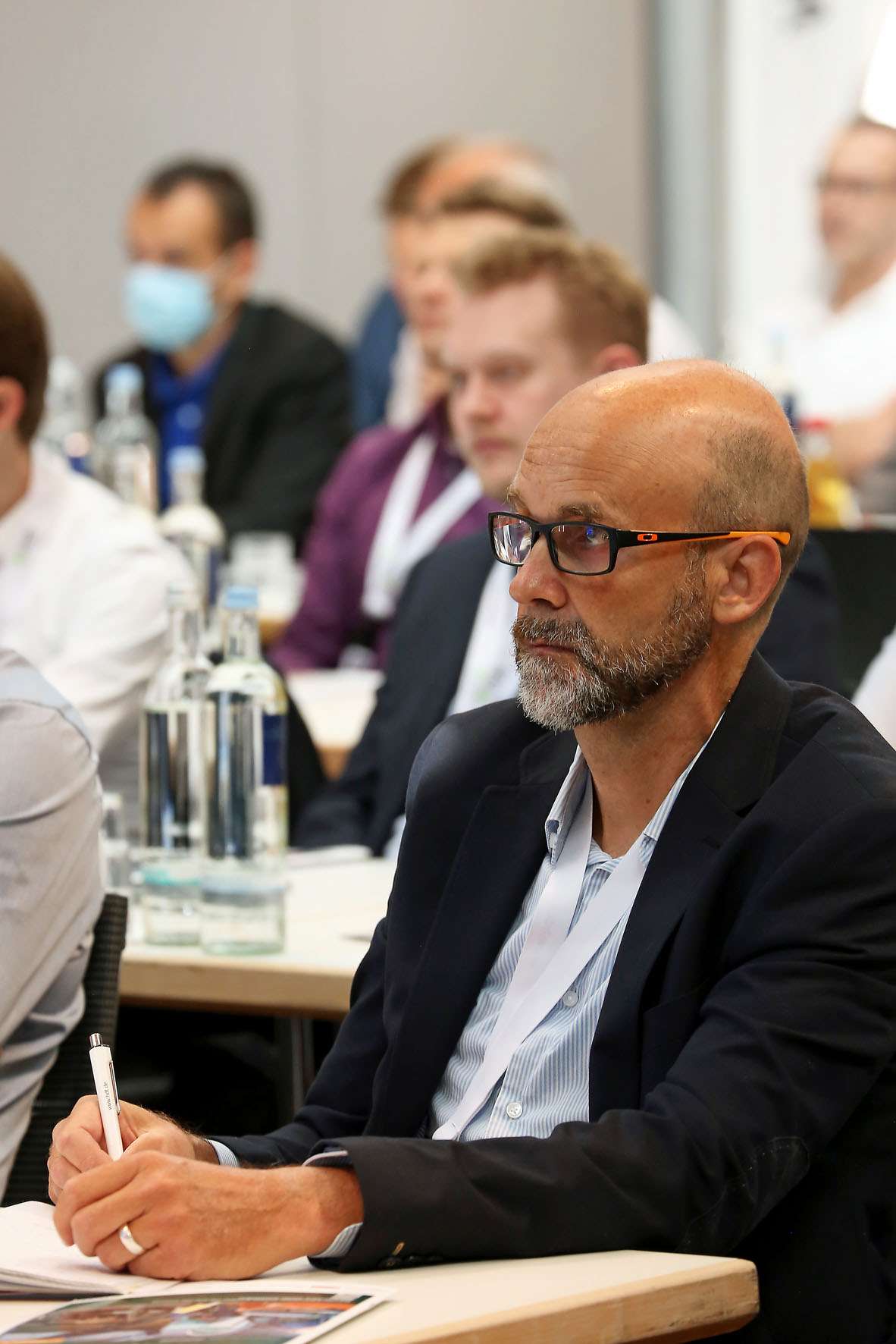 11